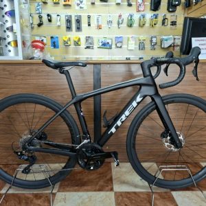 Bicicleta Trek Domane SL6 Gen4 (USADA)